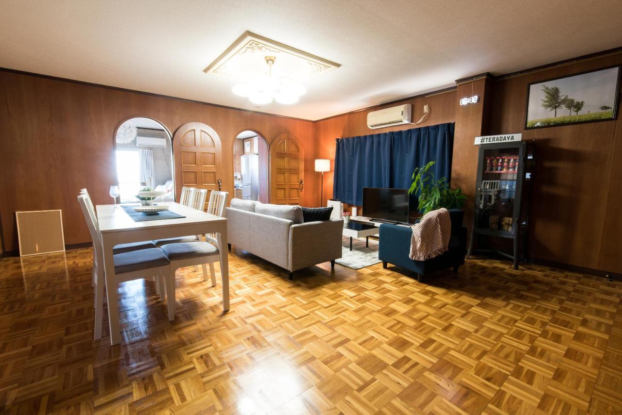 Teradaya Osaka Ryokan 150M2 寺田屋大阪旅館 Your Own Property Sweet Home In โอซาก้า ภายนอก รูปภาพ