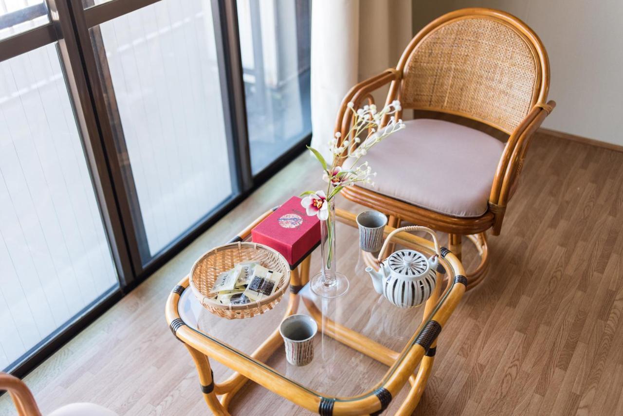 Teradaya Osaka Ryokan 150M2 寺田屋大阪旅館 Your Own Property Sweet Home In โอซาก้า ภายนอก รูปภาพ